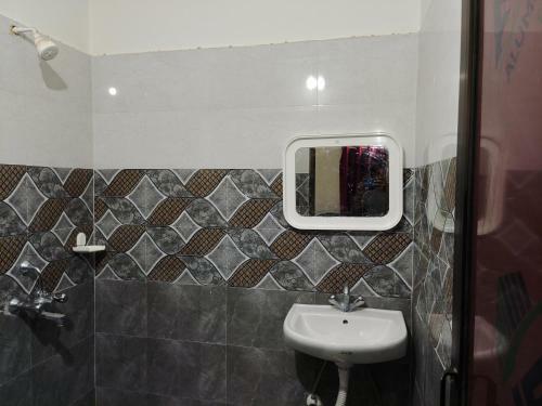 Hostal Gaurav Guest House