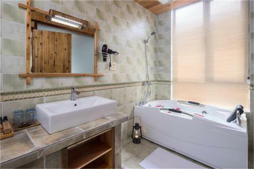 Hotel Moganshan Stonegarden Hostel