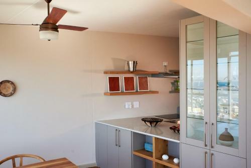 Breathtaking Views, Brand New Renovated Apartment