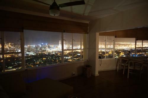 Breathtaking Views, Brand New Renovated Apartment