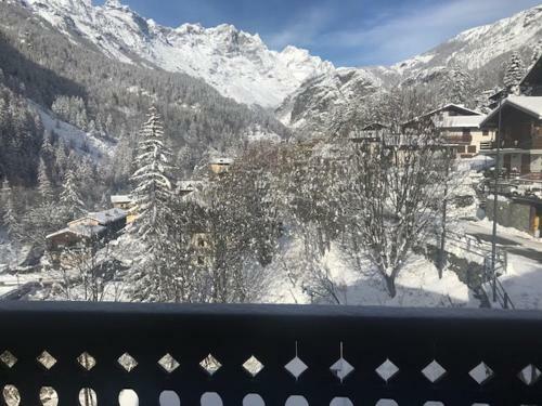 Apartamento Alloggio A Chaloz In Stile Baita