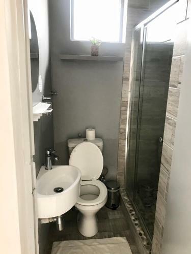 Hostal Moy Guesthouse