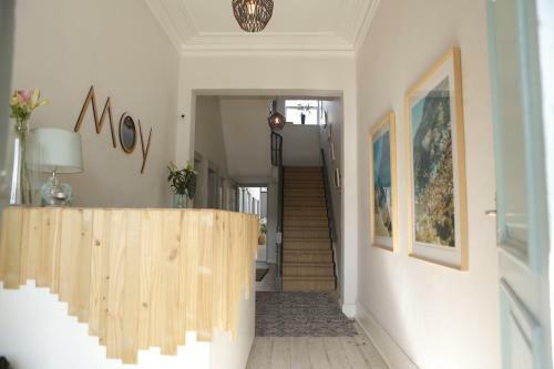Hostal Moy Guesthouse
