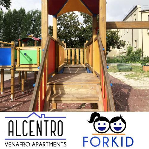Alcentro Orange Home