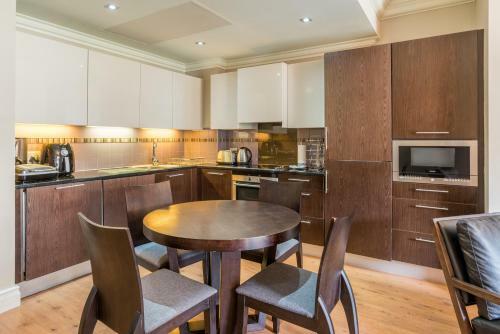 Apartamentos Cape Royale | Whosting