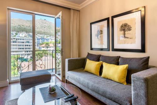 Apartamentos Cape Royale | Whosting
