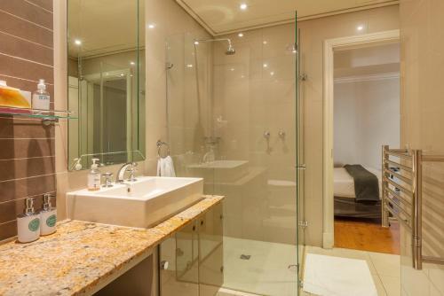 Apartamentos Cape Royale | Whosting