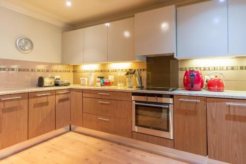 Apartamentos Cape Royale | Whosting