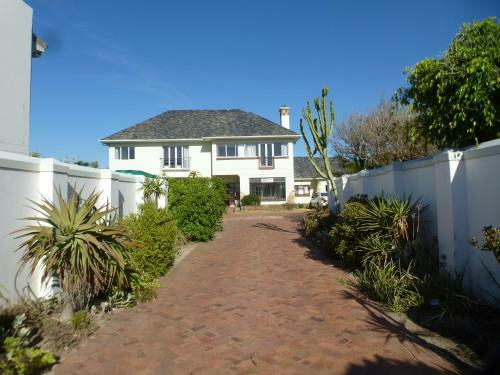 Hostal Cape Town Milnerton Lagoon Villa