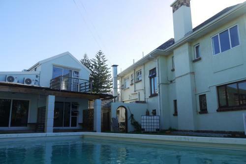 Hostal Cape Town Milnerton Lagoon Villa