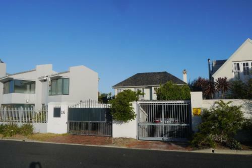 Hostal Cape Town Milnerton Lagoon Villa