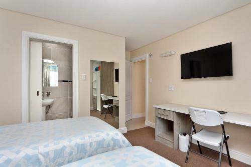 Hostal Camdene Guesthouse