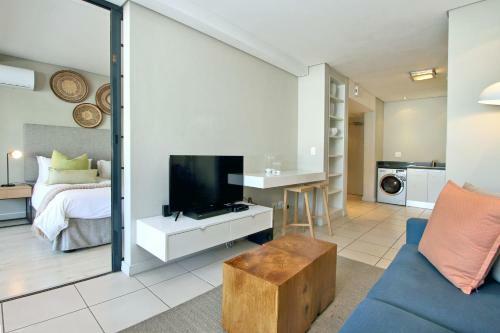 1 Bed Apartment Mario - The Decks