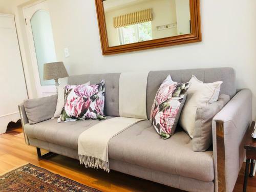 Hostal Guest Suite In Leafy Constantia