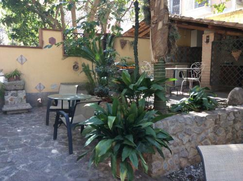 Villino With Garden