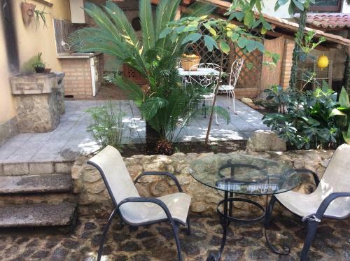 Villino With Garden