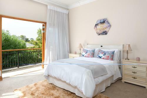 Hostal Thomson's Accommodation