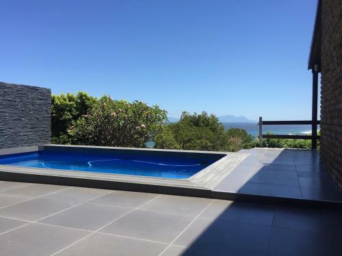 Apartamento Flat Beach Style With Garden And Pool