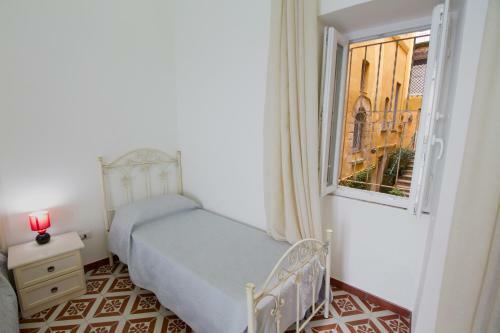 Isola Bella Sea-view Apartment