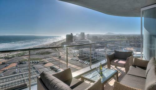Horizon Bay 603 Beachfront Selfcatering Apartment