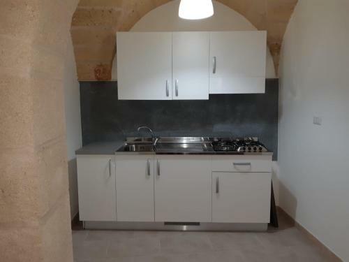 A Casa Di F� (vigna-ulivo-fico D'india)