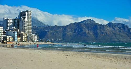 Beachfront Apartment Strand Western Cape
