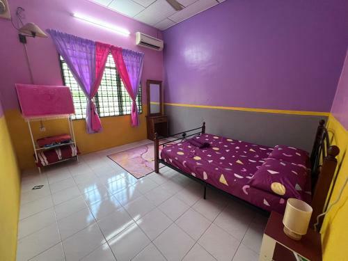 Double Kay Homestay Manjung (swimming Pool)