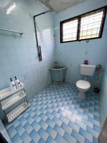 Double Kay Homestay Manjung (swimming Pool)