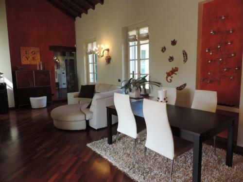 Feeling At Home - Varese Apartment