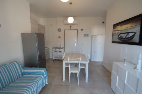 Apartamento Bilocale Nuovo Con Vista Mare E Posto Auto