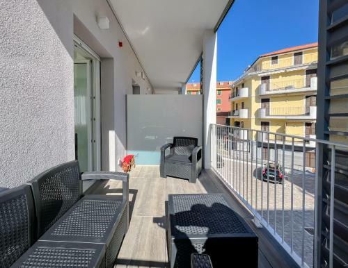 Apartamento Nuovo Bilocale In Centro Con Terrazzo E Posto Auto