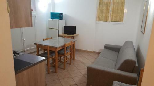 Apartamento Bilocale A 10 Metri Dalle Spiagge