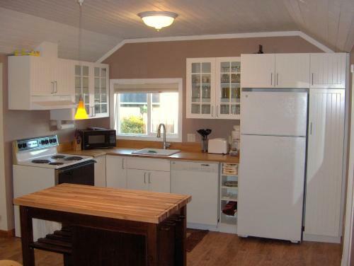 Hostal Historic 1920s Cabin