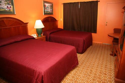 Motel Lake Wire Inn