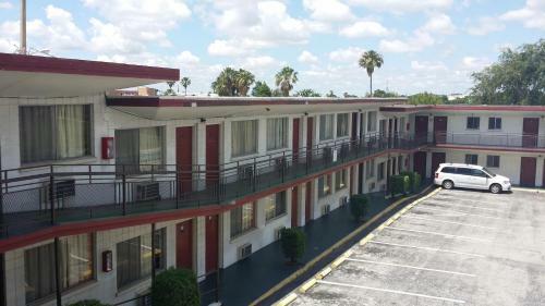 Motel Lake Wire Inn