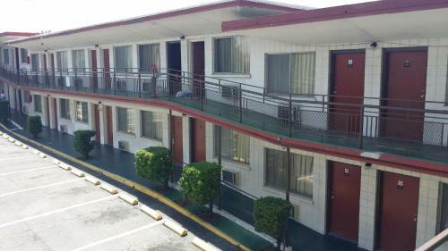 Motel Lake Wire Inn