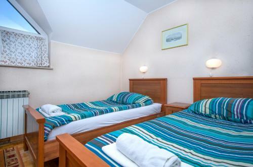 Hostal Guesthouse Janez