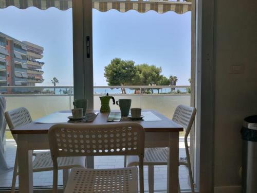 Apartamento Luminoso Appartamento Sul Mare