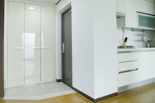 Chungdam Collection Membership Apartment