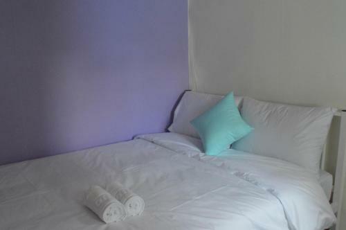 Hostal J Mini Hotel & House