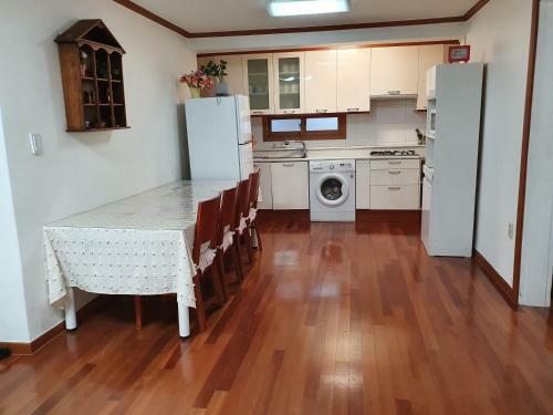 Hostal Ok Guesthouse