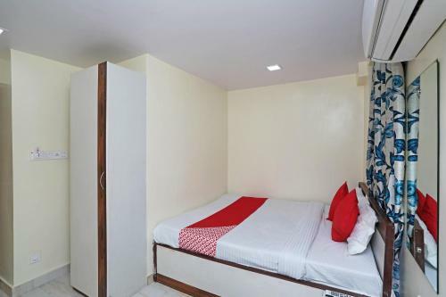Hotel Oyo 24653 Novus Guest House