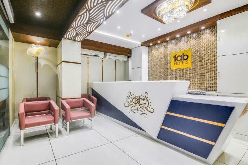 Fabhotel Orion Crystal Park Circus