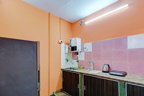 Hotel Collection O 81425 Gariahat Inn