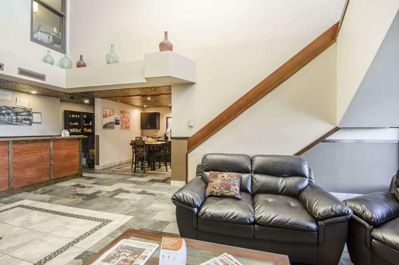 Hotel Econo Lodge Lloydminster