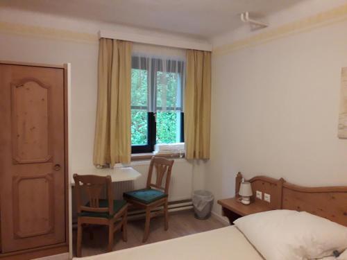 Hostal Pension Hendling