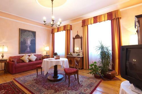Hostal Gasthof Br�uer - Familie Eibensteiner