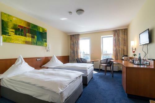 Hotel-restaurant-cafe Sch�ne Aussicht
