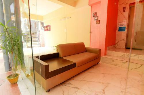 Hotel Fabexpress Ashraya Residency