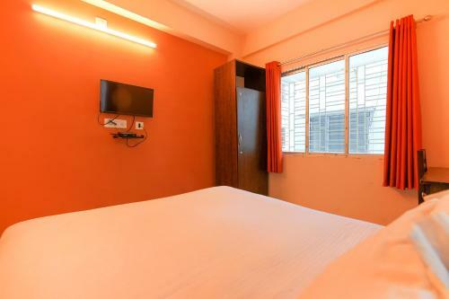 Hotel Fabexpress Ashraya Residency